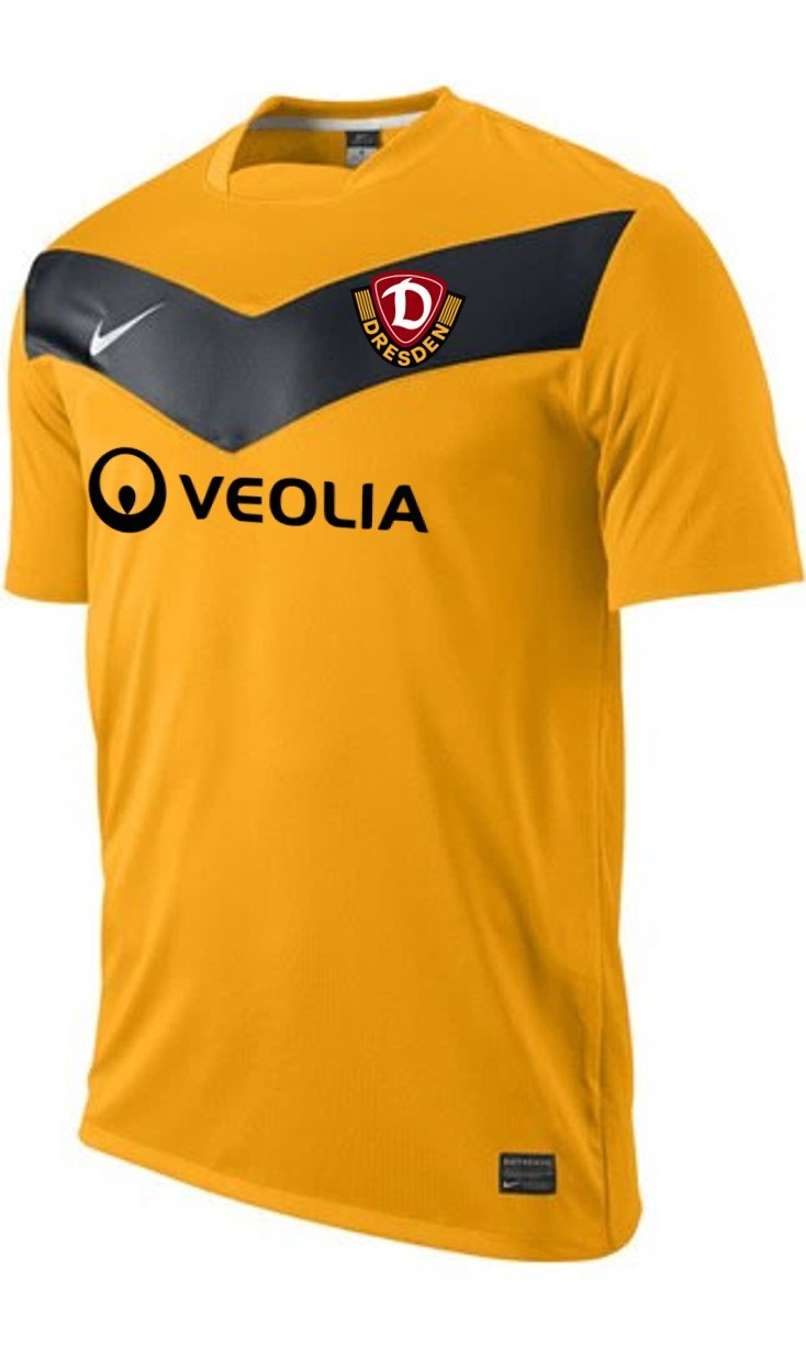 Dynamo Dresden 2011-12 Home Kit
