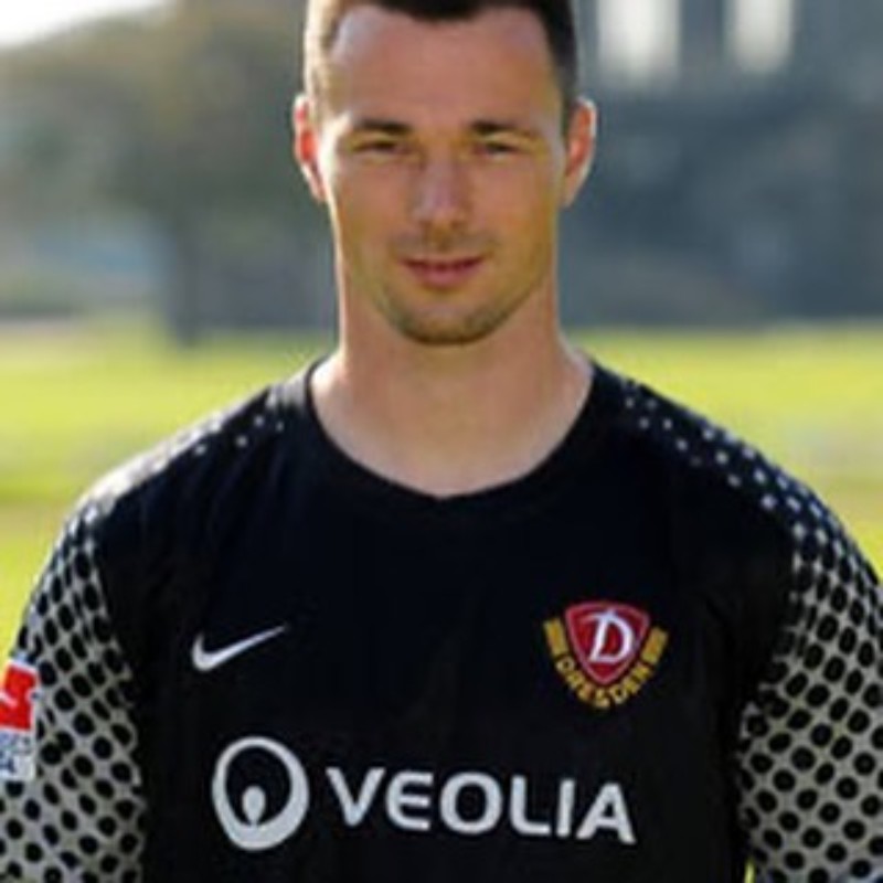 Dynamo Dresden 2011-12 GK 1 Kit