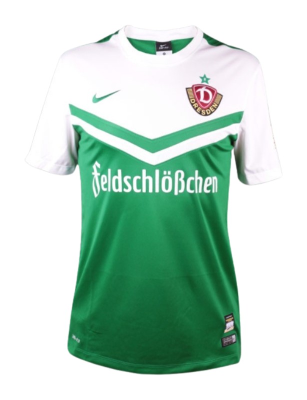 Dynamo Dresden 2014-15 Third Kit