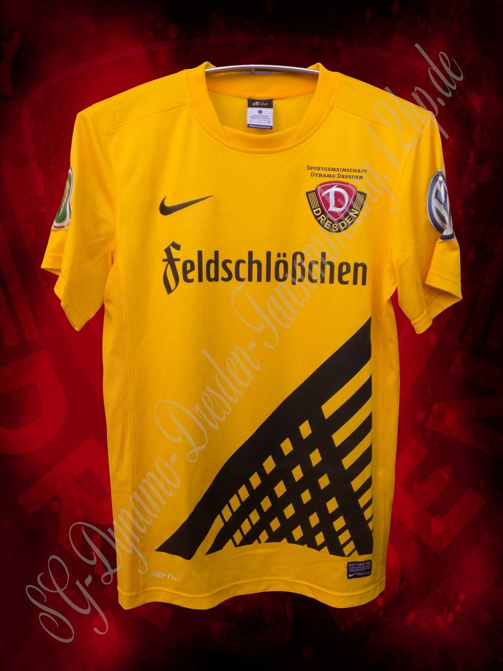 Dynamo Dresden 2014-15 DFB-Pokal Home Kit