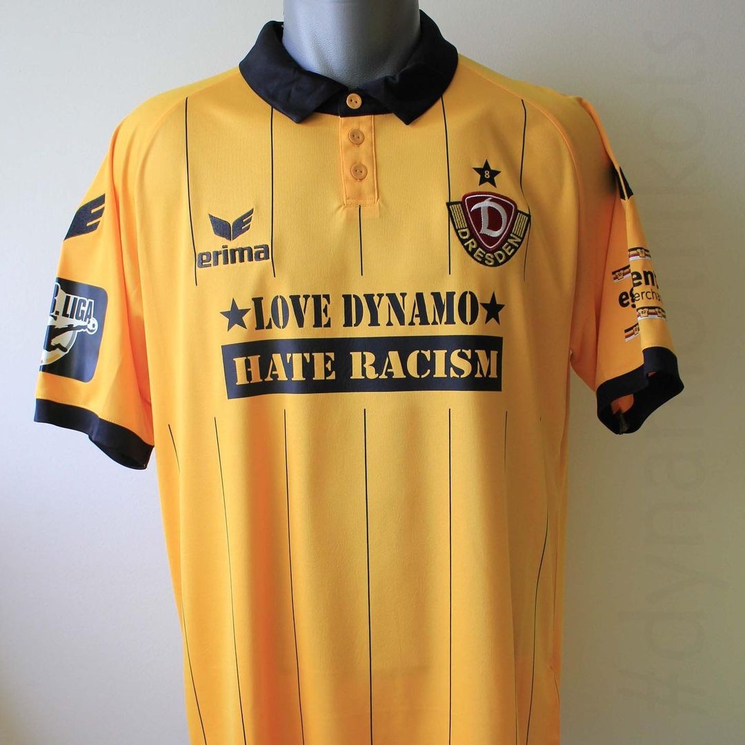 Dynamo Dresden 2015-16 Home V2 Kit