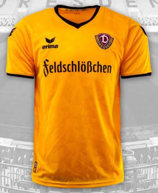 Dynamo Dresden 2016-17 Home Kit