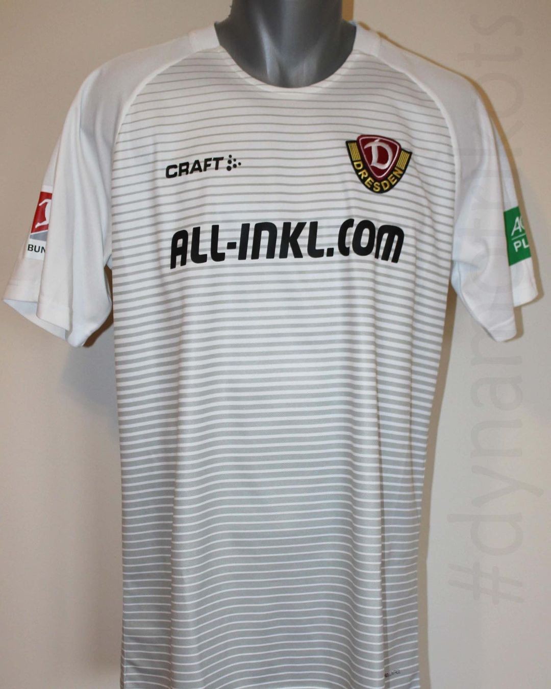 Dynamo Dresden 2018-19 GK 2 Kit