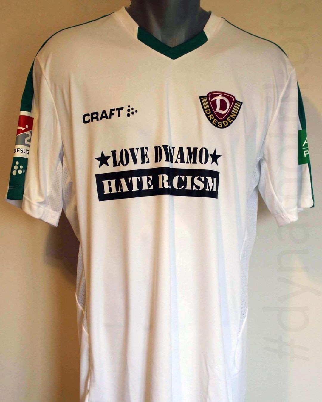 Dynamo Dresden 2018-19 GK 3 Kit