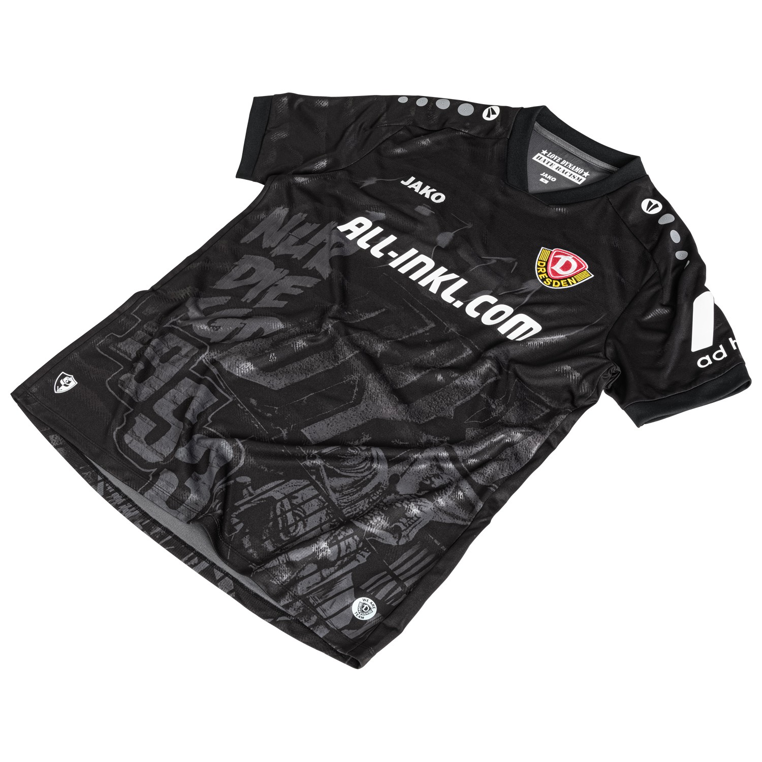 Dynamo Dresden 2025-26 Away Kit