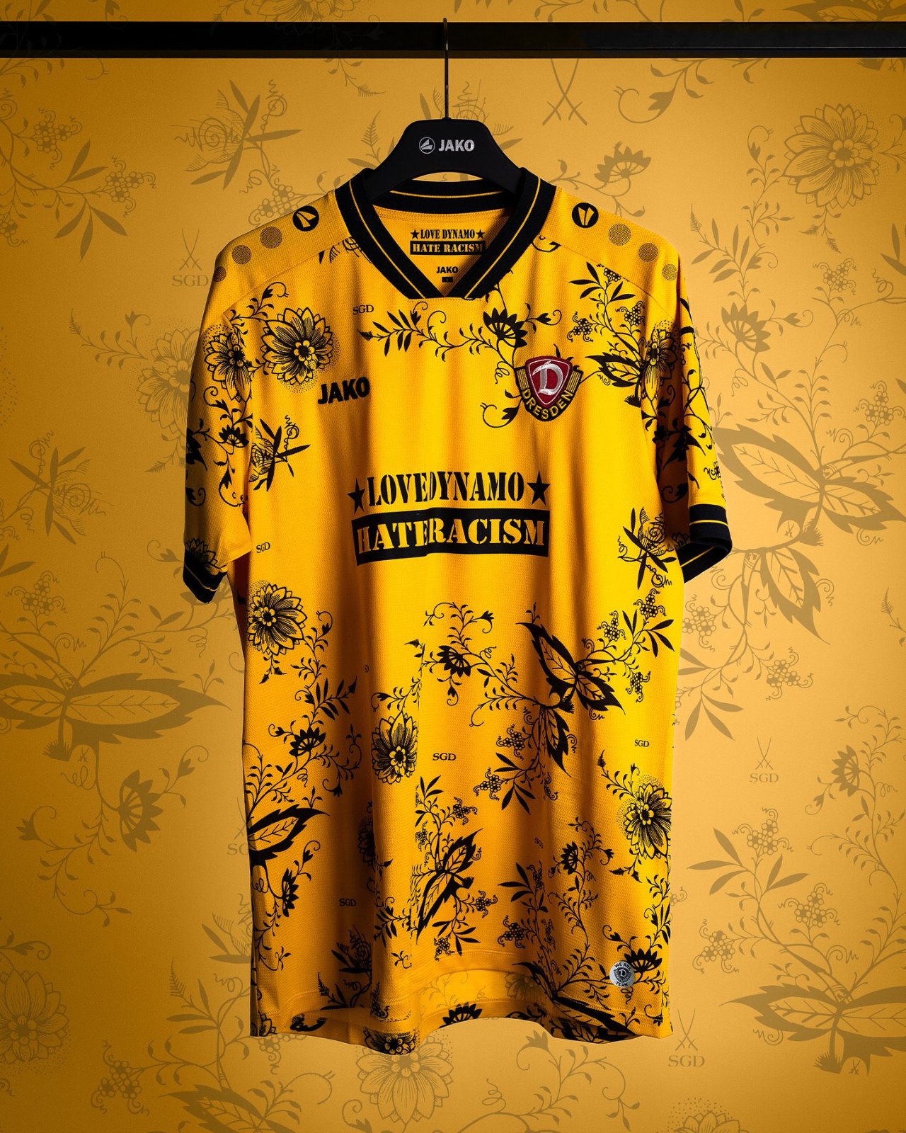 Dynamo Dresden 2025-26 Special Kit