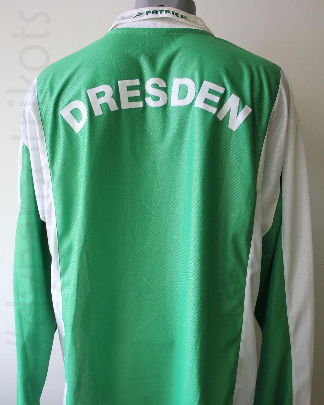 Dynamo Dresden 1997-98 Away Kit