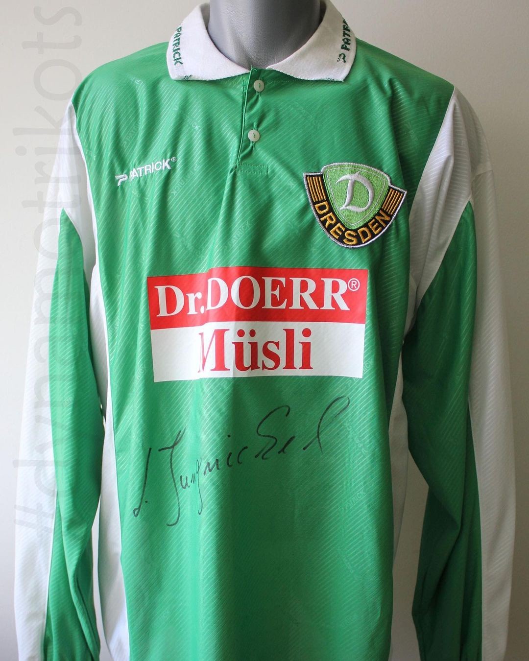 Dynamo Dresden 1997-98 Away Kit