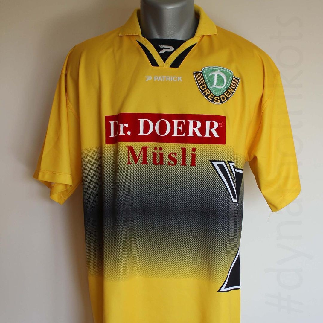 Dynamo Dresden 1997-98 Home 2 Kit