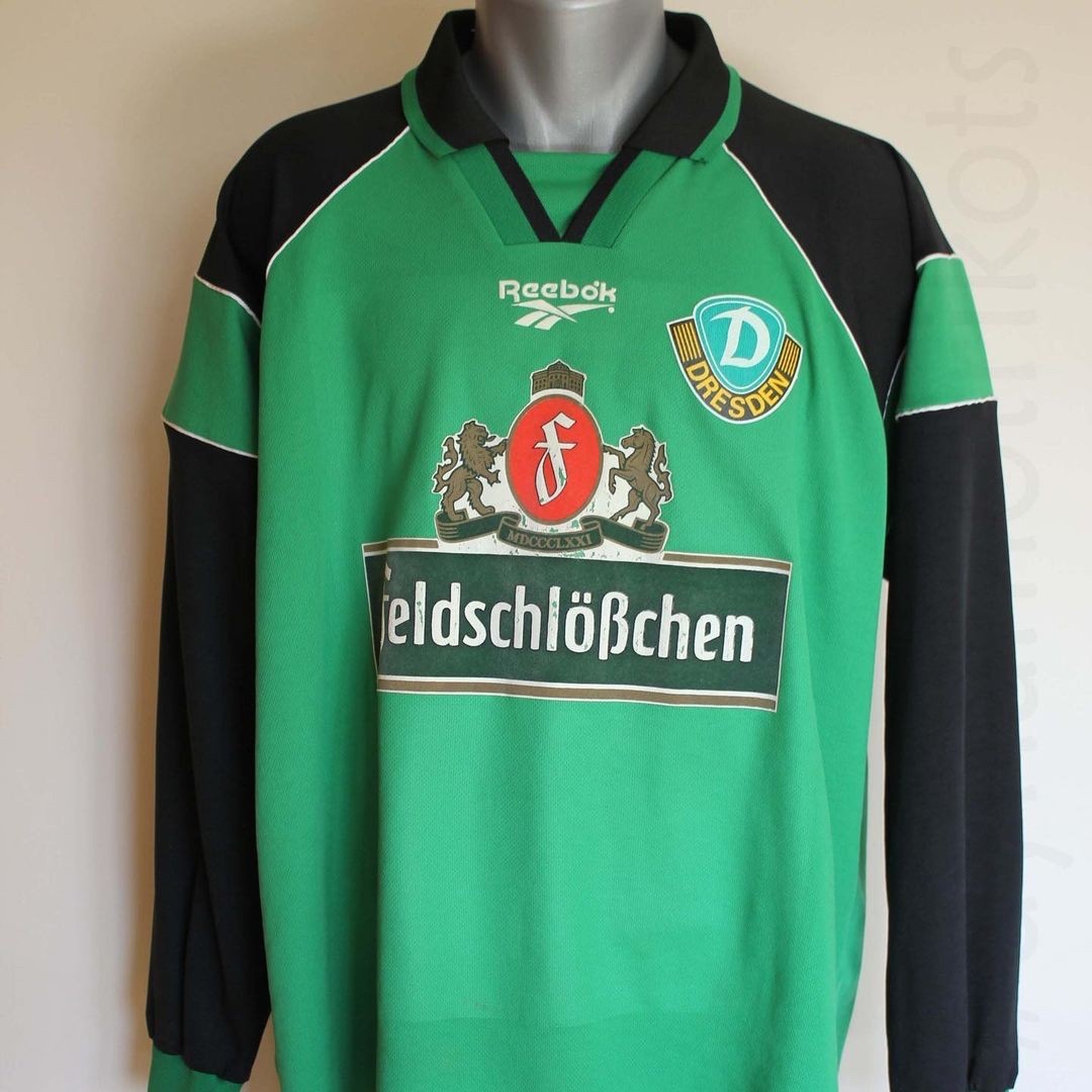 Dynamo Dresden 1998-99 Away Kit