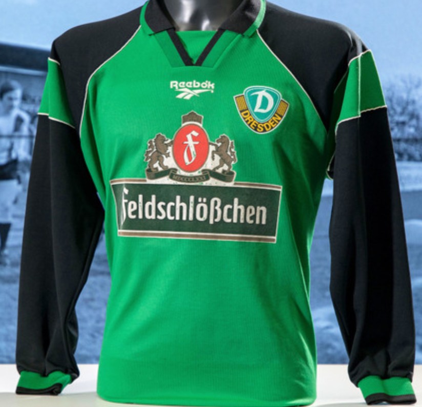 Dynamo Dresden 1999-00 Away Kit