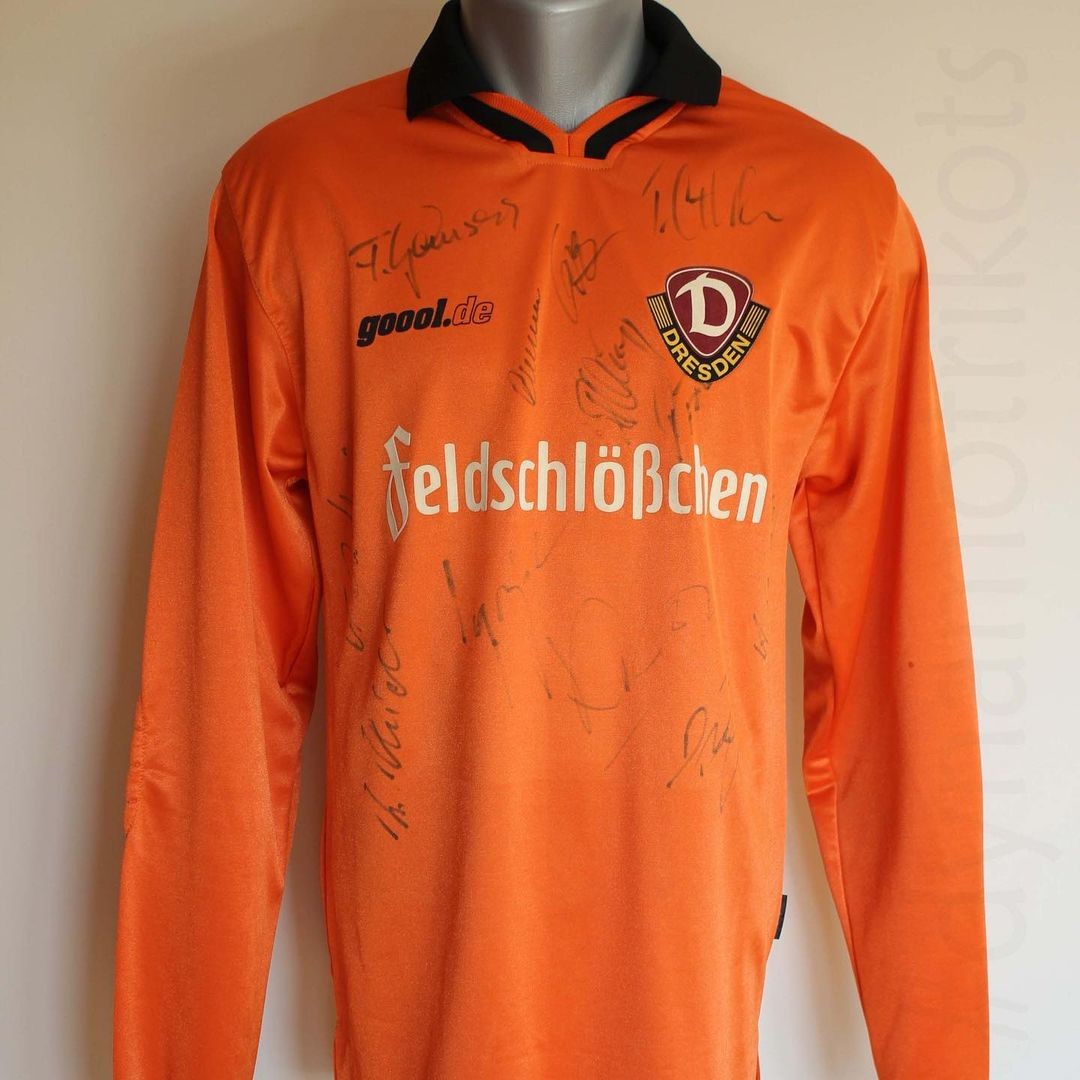Dynamo Dresden 2002-03 GK 1 Kit