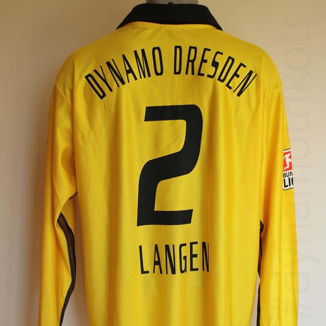 Dynamo Dresden 2004-05 Home Kit