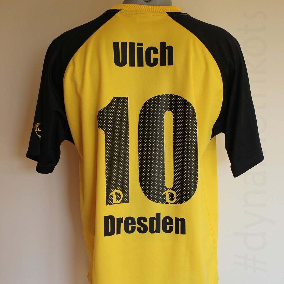 Dynamo Dresden 2006-07 Home Kit