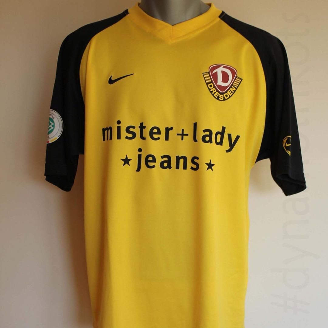 Dynamo Dresden 2006-07 Home Kit
