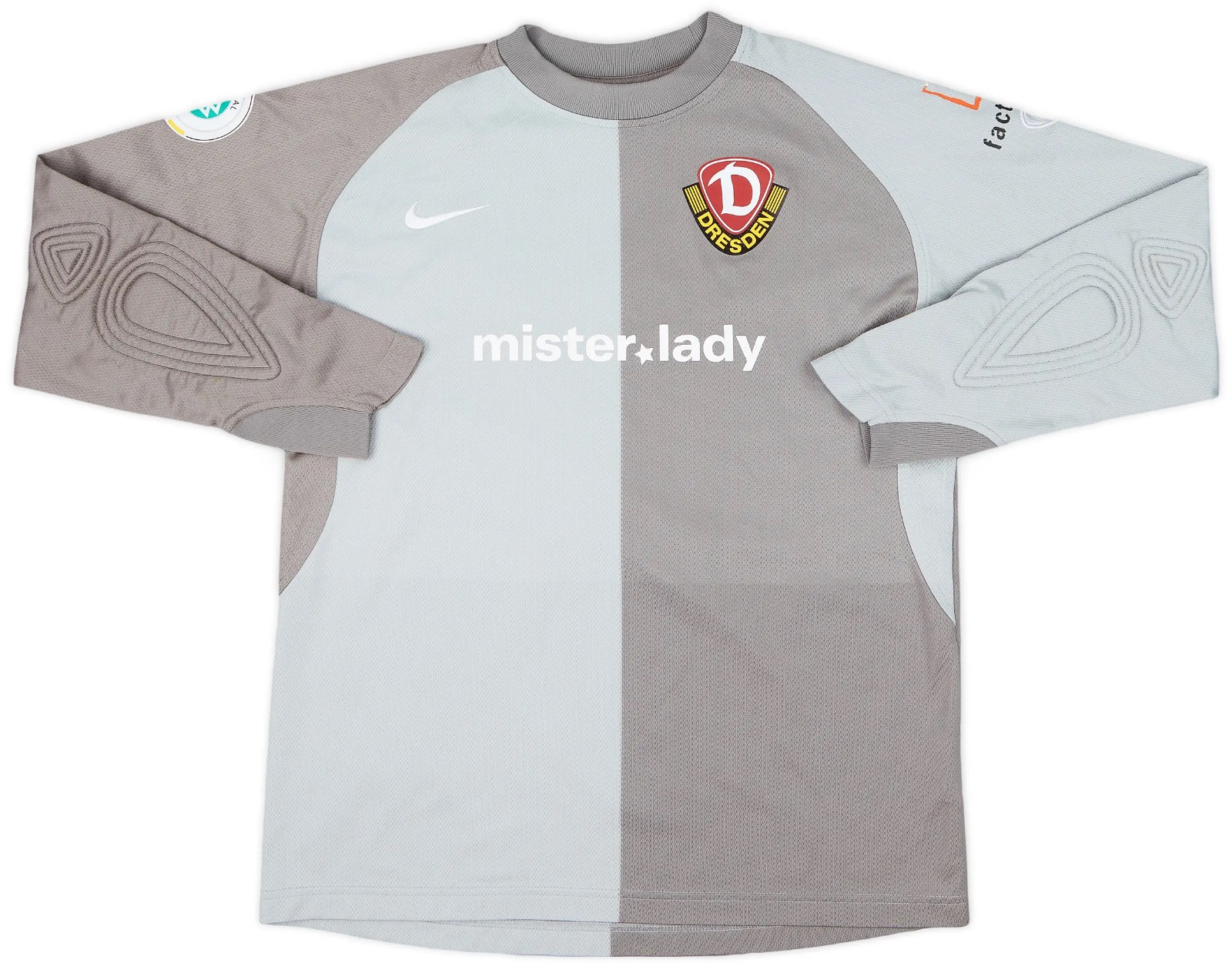 Dynamo Dresden 2006-07 GK 1 Kit