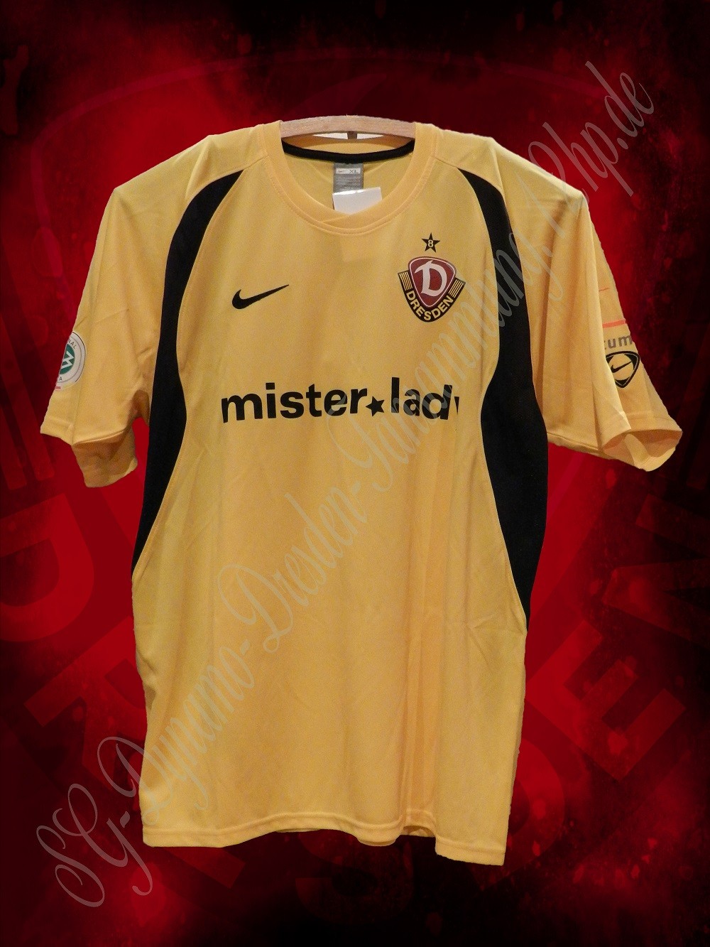 Dynamo Dresden 2007-08 Home Kit