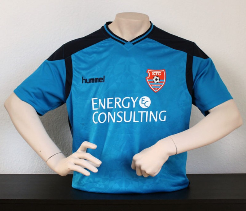 KFC Uerdingen 2016-17 Away Kit