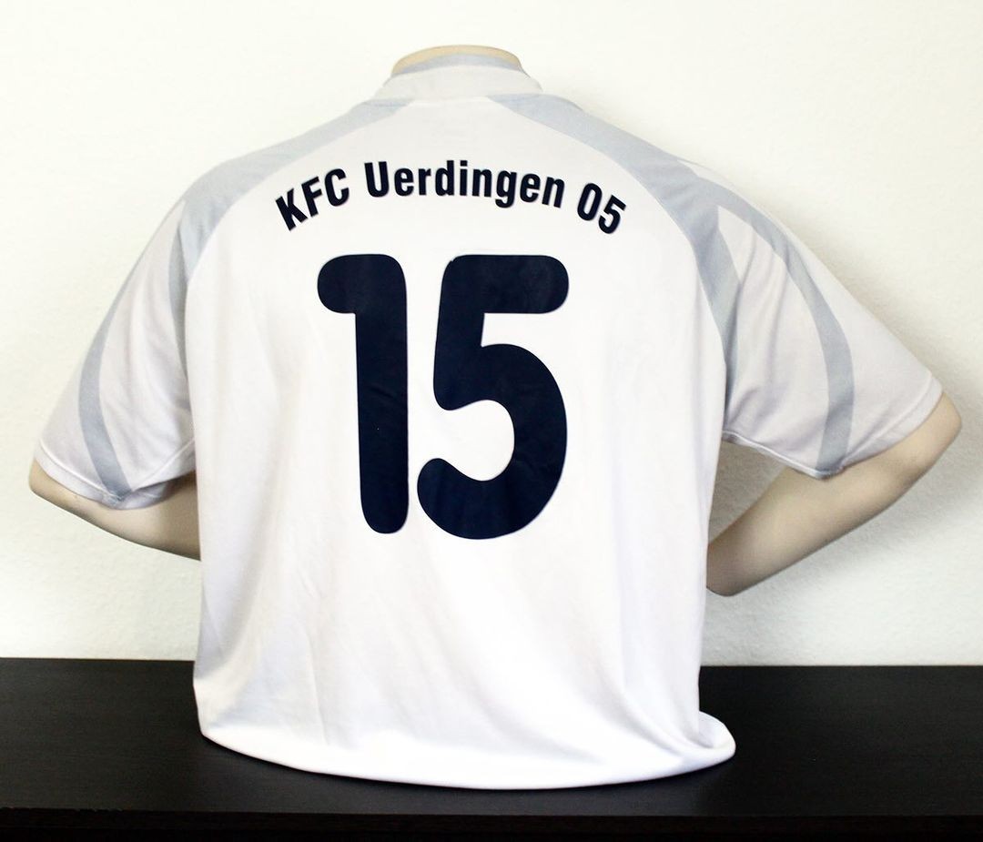 KFC Uerdingen 2005-06 Away Kit
