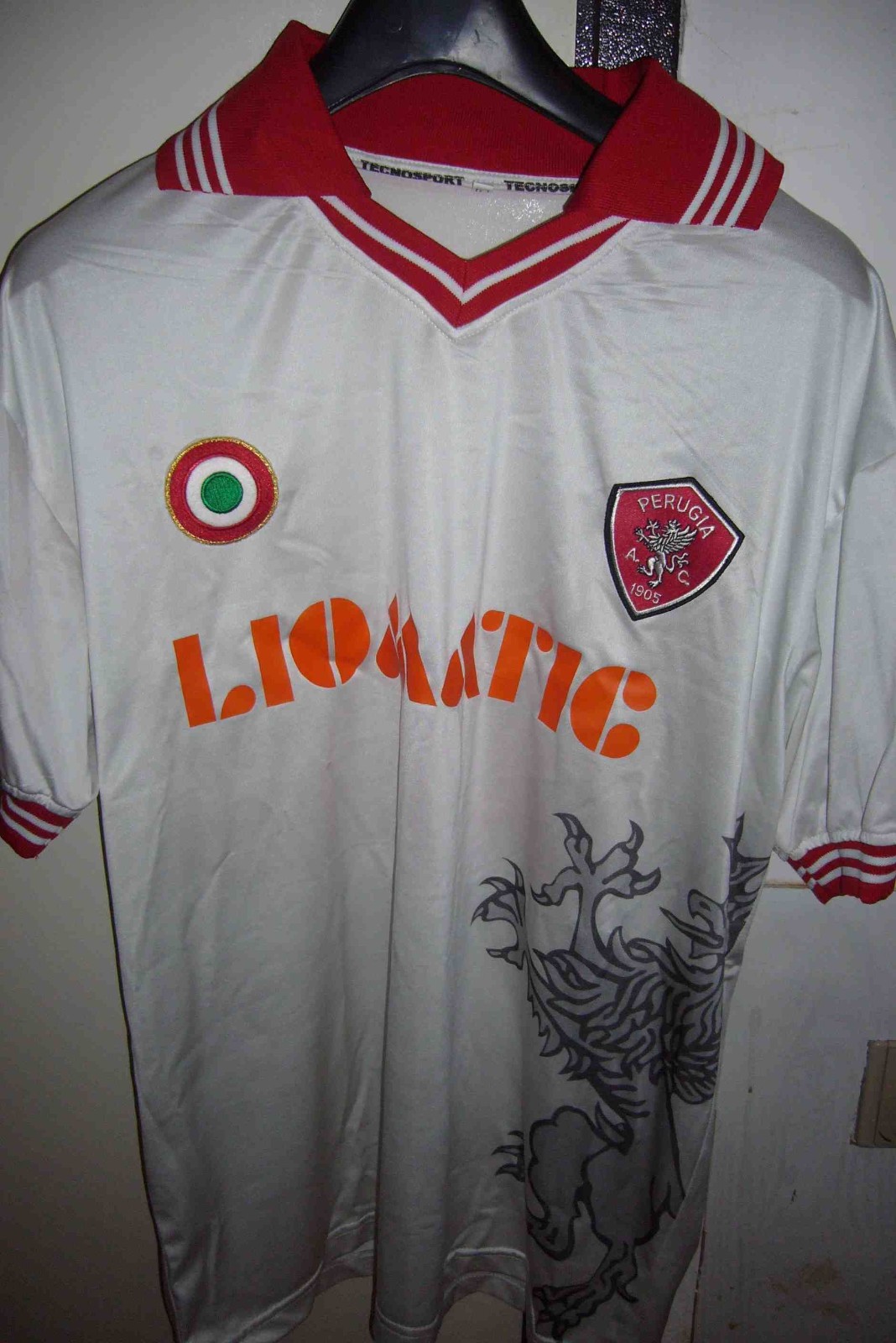 Perugia 2011-12 Away 2 Kit