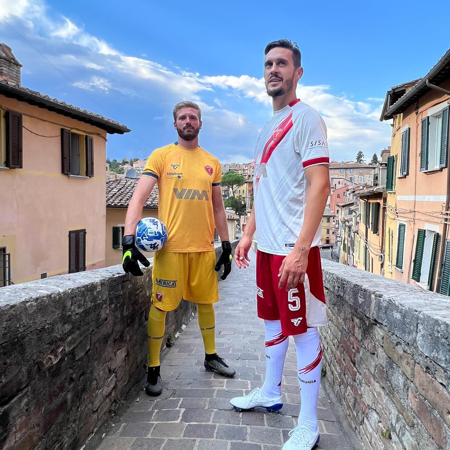 Perugia 2022-23 GK Away Kit