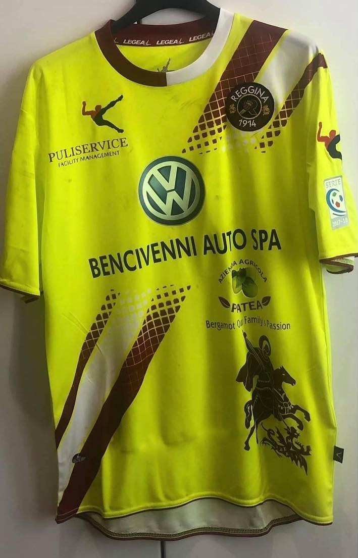 Reggina 2017-18 Third Kit