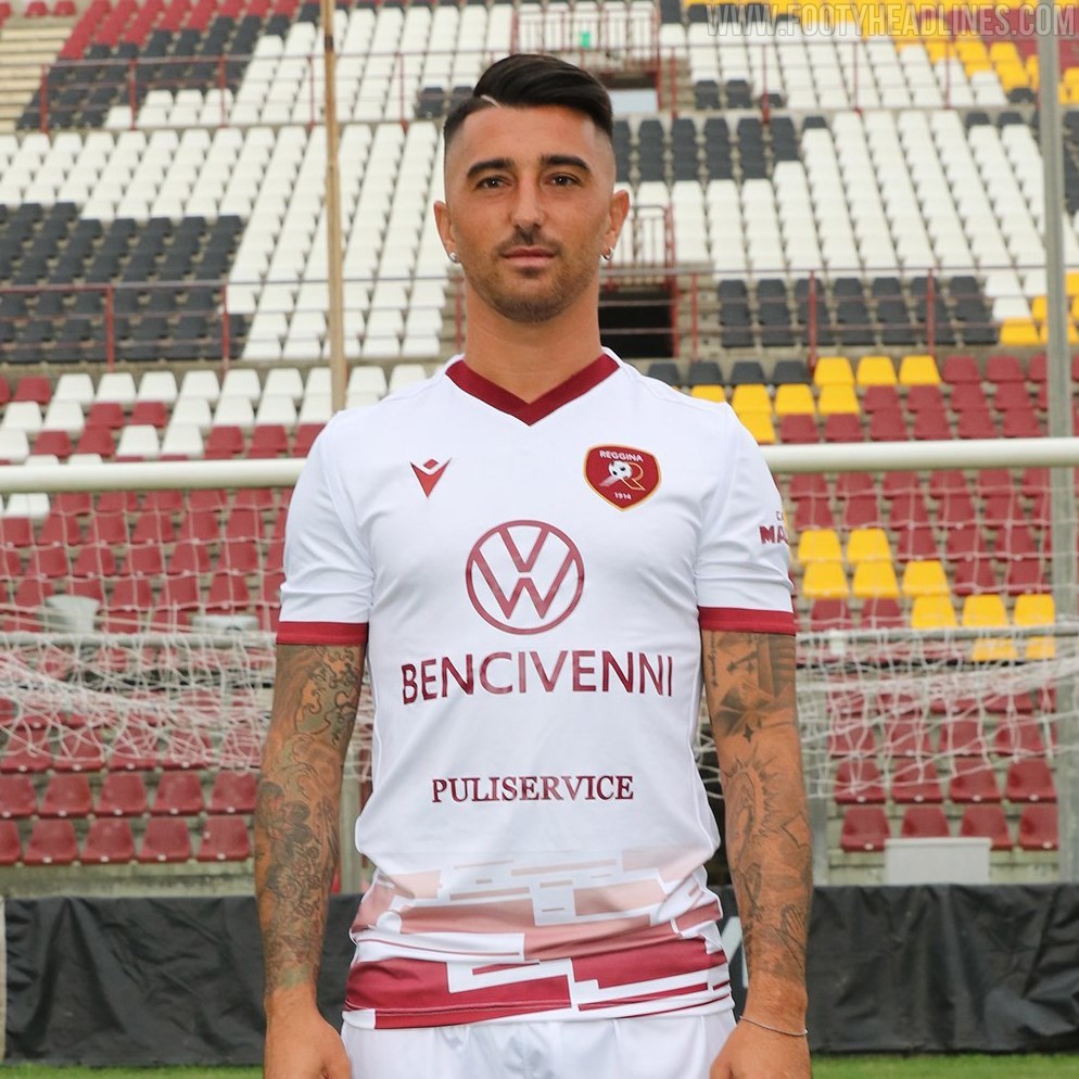 Reggina 2020-21 Away Kit