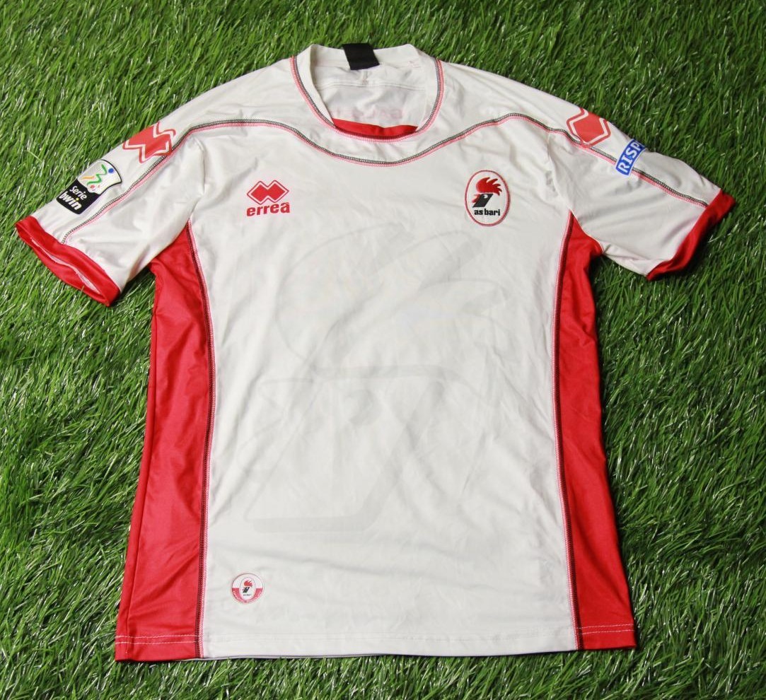 SSC Bari 2012-13 Home Kit