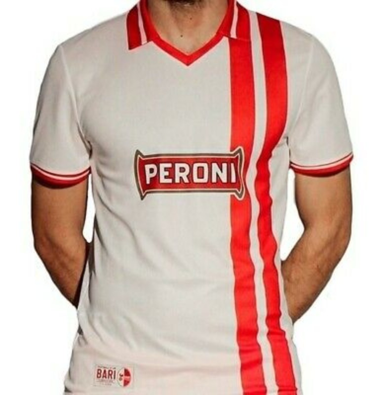 SSC Bari 2017-18 Special Kit