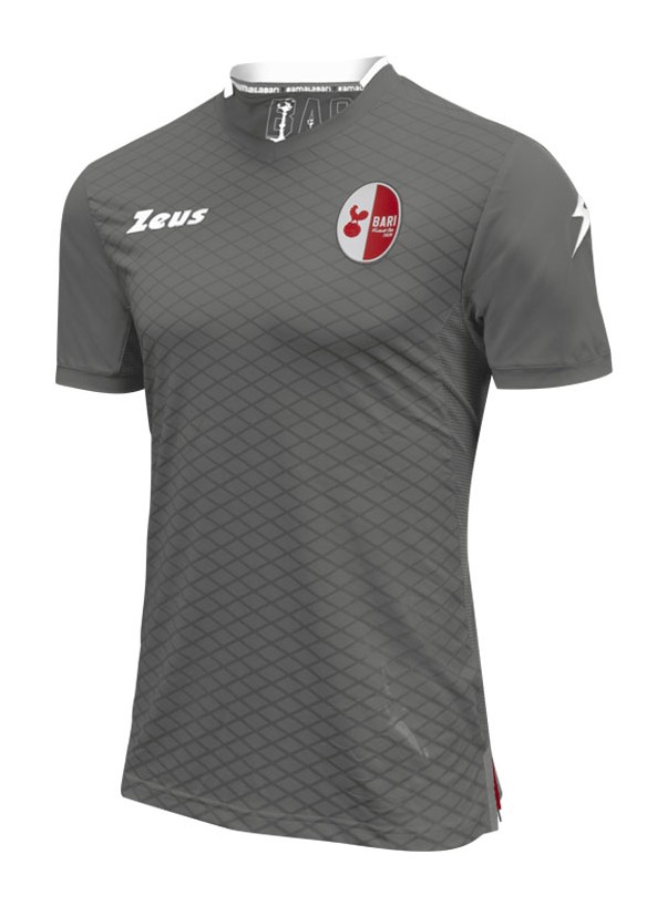 SSC Bari 2017-18 GK Away Kit