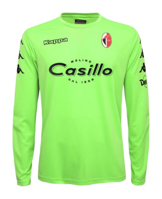 SSC Bari 2023-24 GK 2 Kit