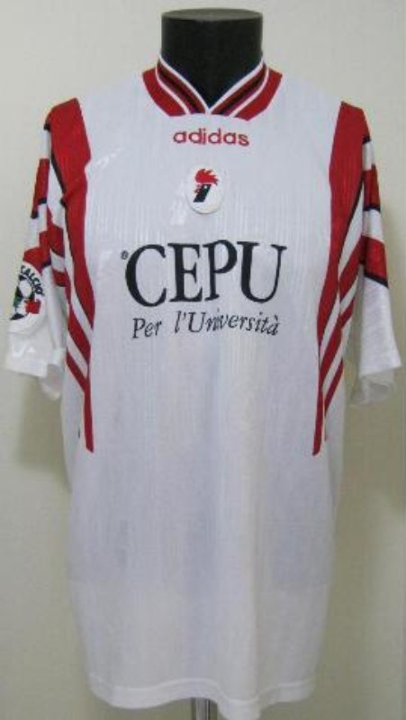 SSC Bari 1996-97 Home Kit