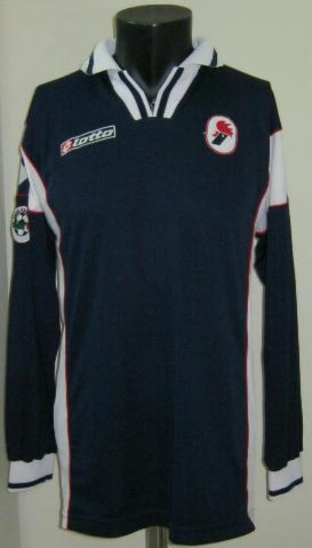 SSC Bari 2001-02 Third Kit