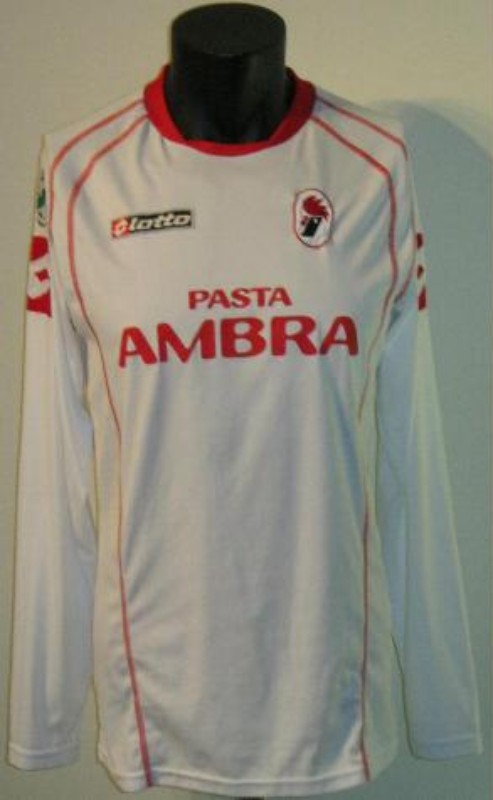 SSC Bari 2004-05 Home Kit