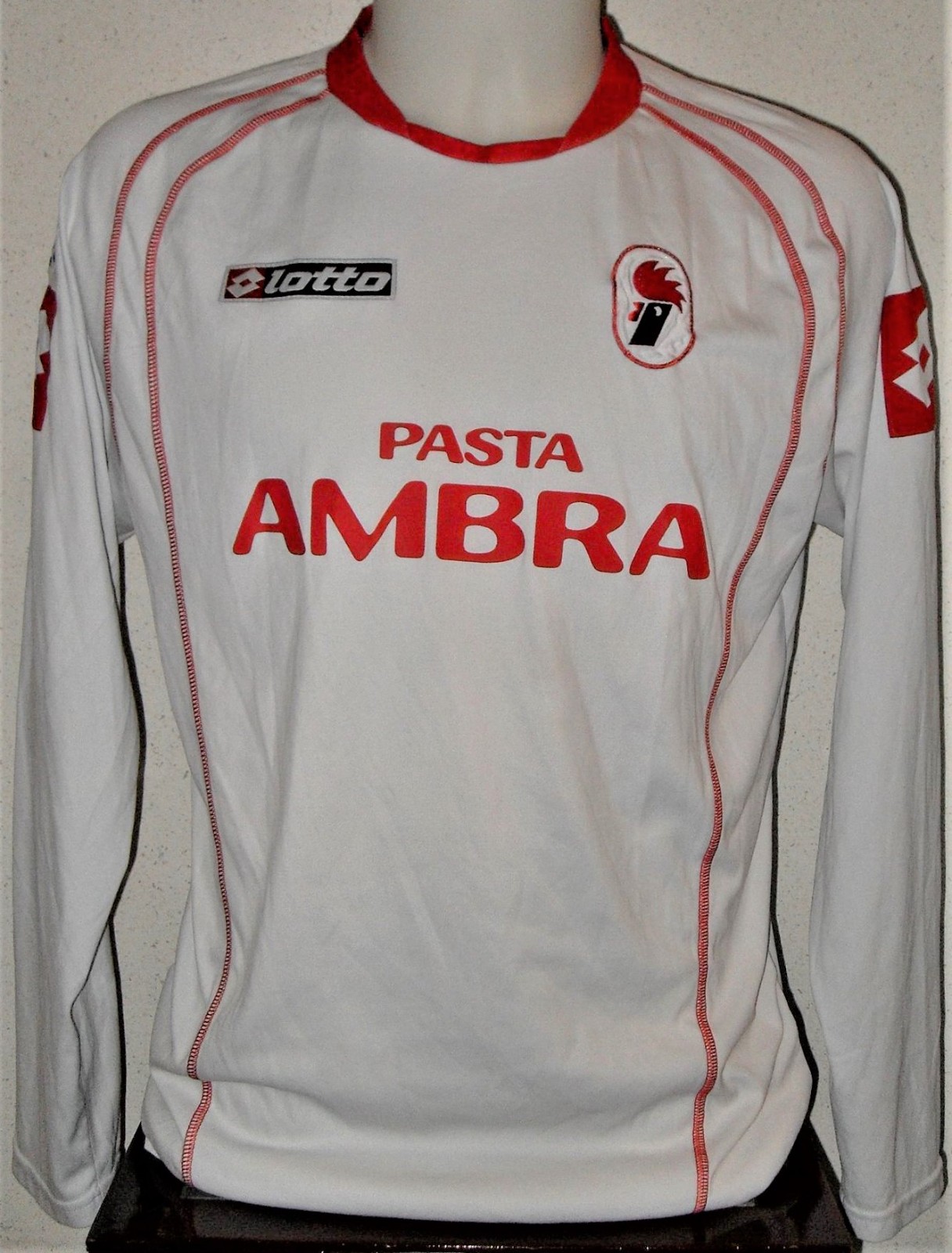 SSC Bari 2004-05 Home Kit