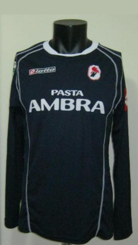 SSC Bari 2004-05 Third Kit