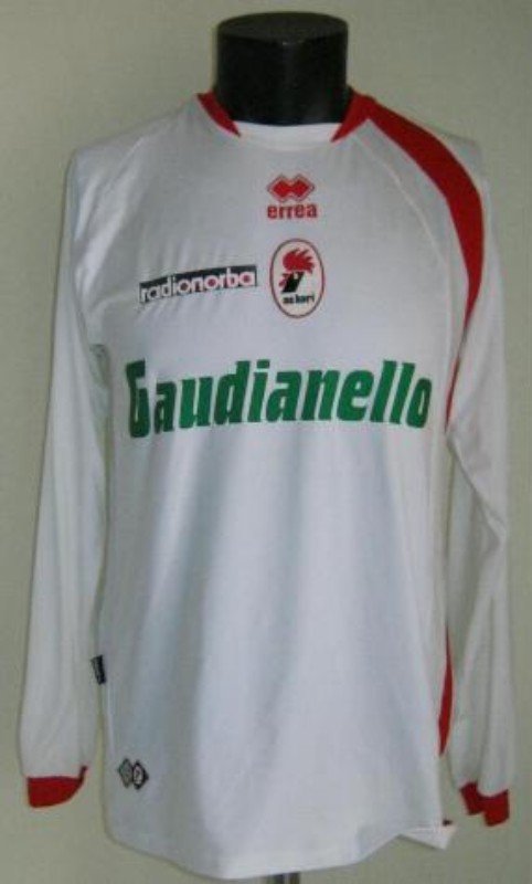 SSC Bari 2008-09 Home Kit