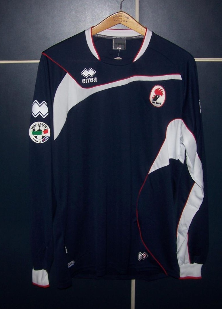 SSC Bari 2009-10 Third Kit