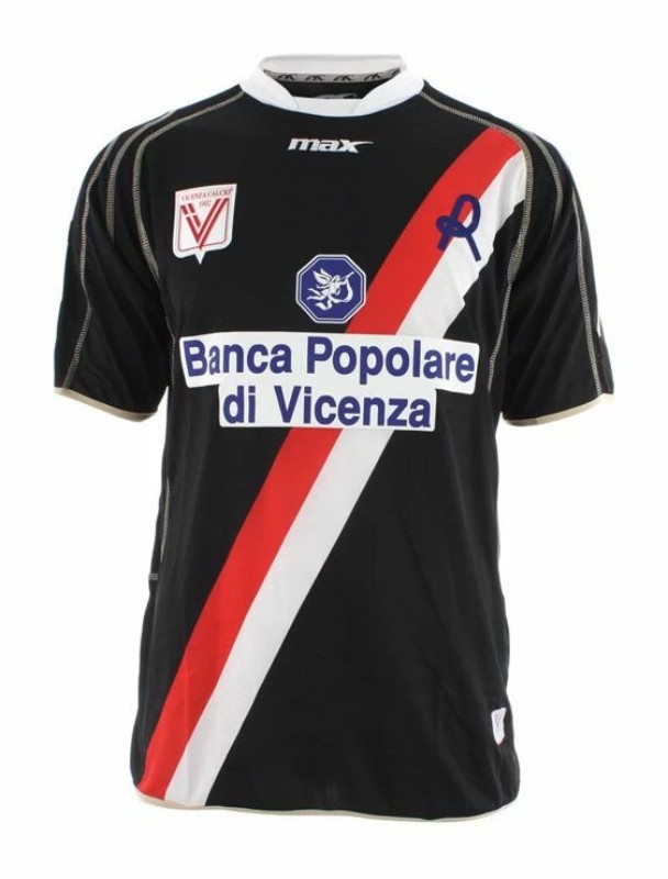 Vicenza Calcio 2011-12 Away Kit