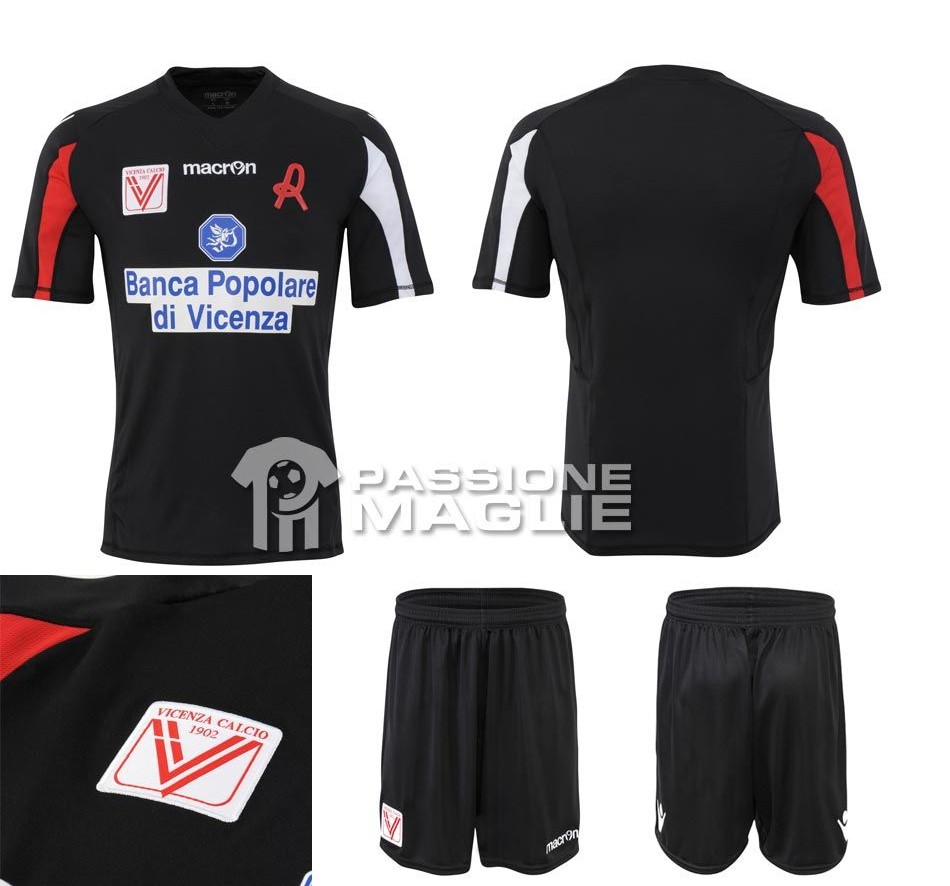 Vicenza Calcio 2012-13 Away Kit