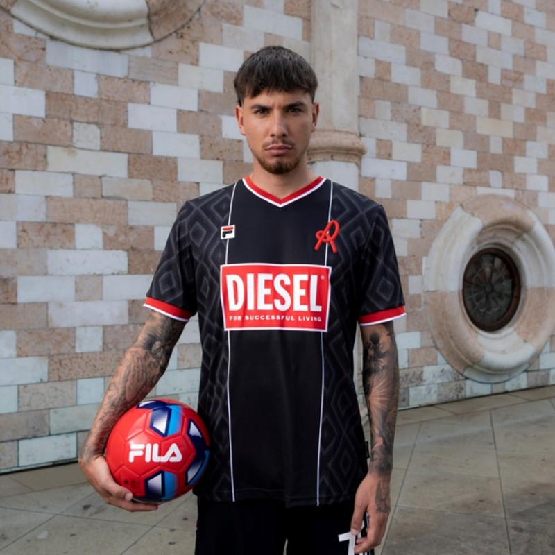 LR Vicenza 2024-25 Away Kit
