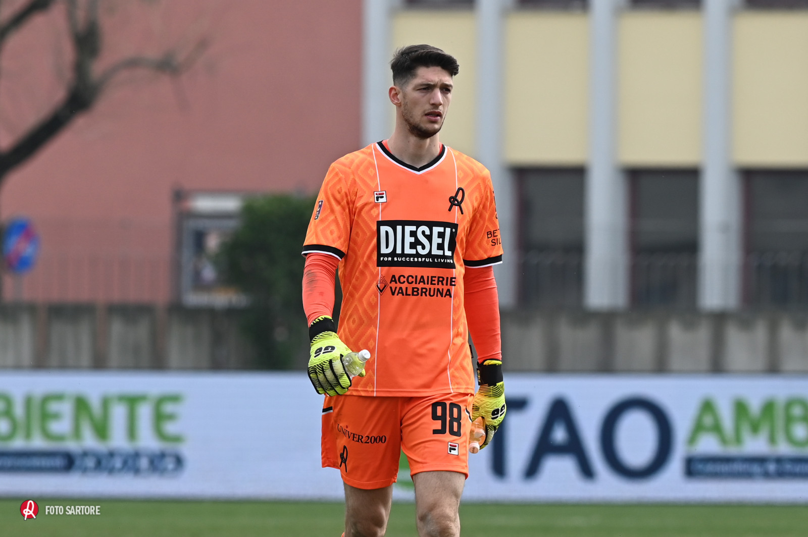 LR Vicenza 2024-25 GK 1 Kit