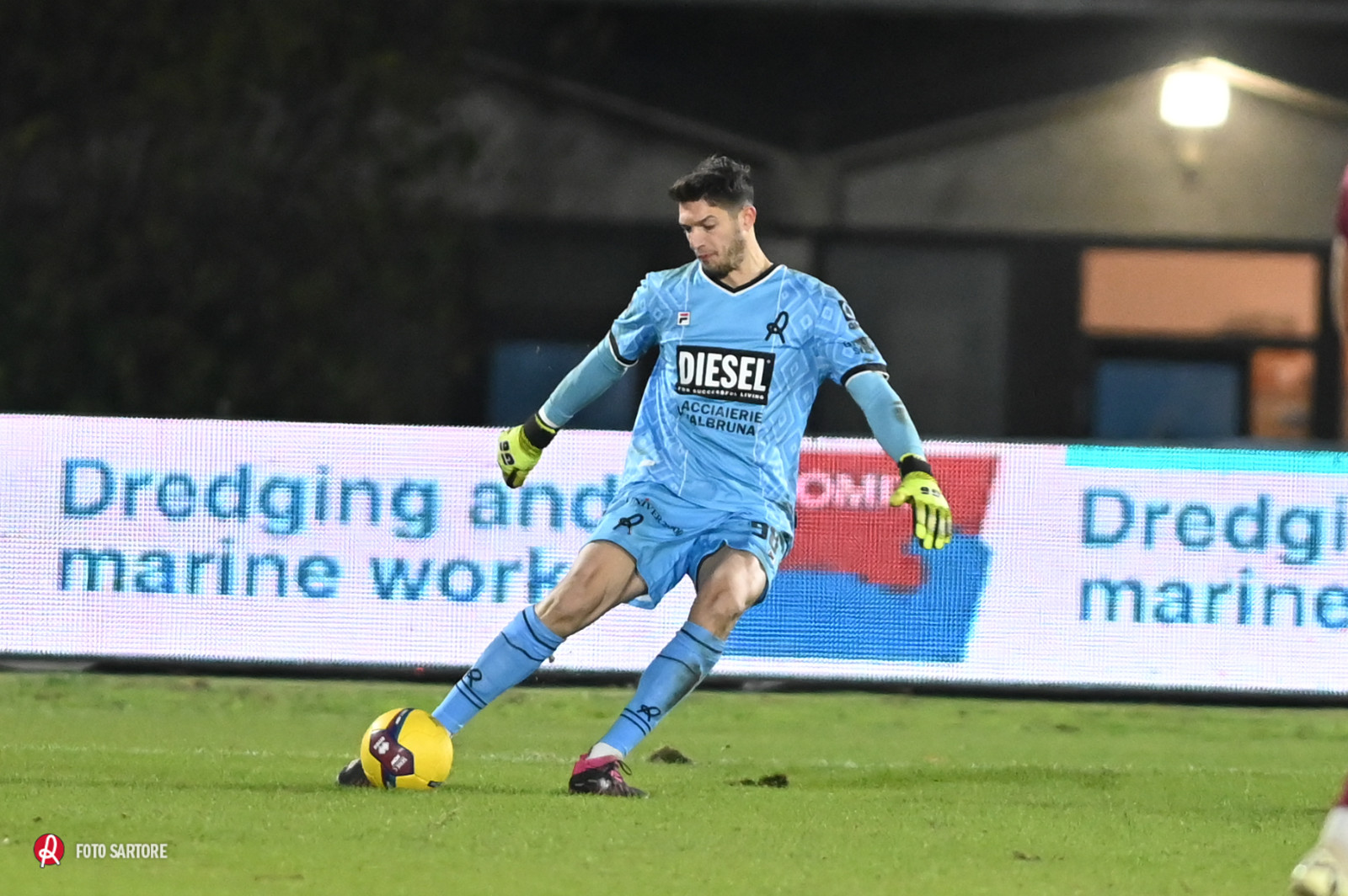 LR Vicenza 2024-25 GK 2 Kit