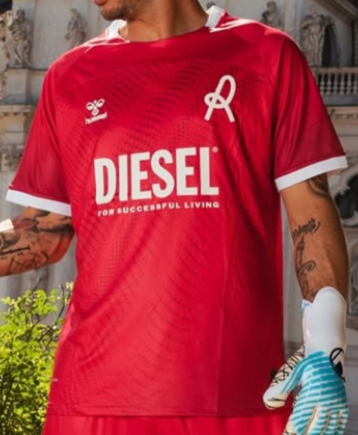 LR Vicenza 2025-26 GK 2 Kit