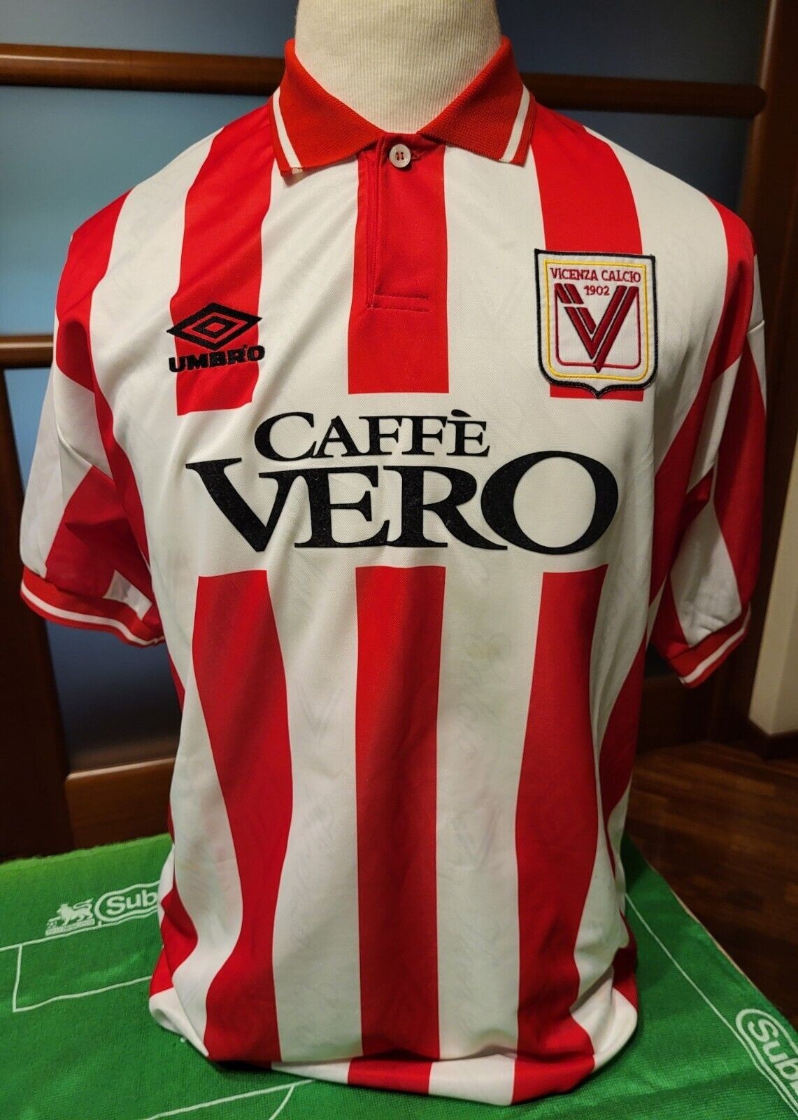 Vicenza Calcio 1999-00 Home Kit