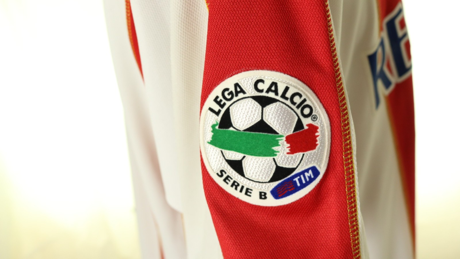 Vicenza Calcio 2005-06 Home Kit