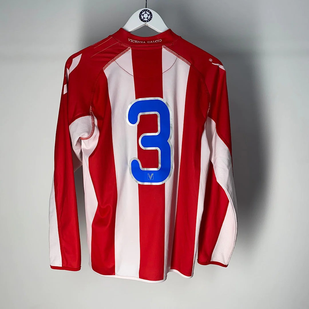 Vicenza Calcio 2010-11 Home Kit