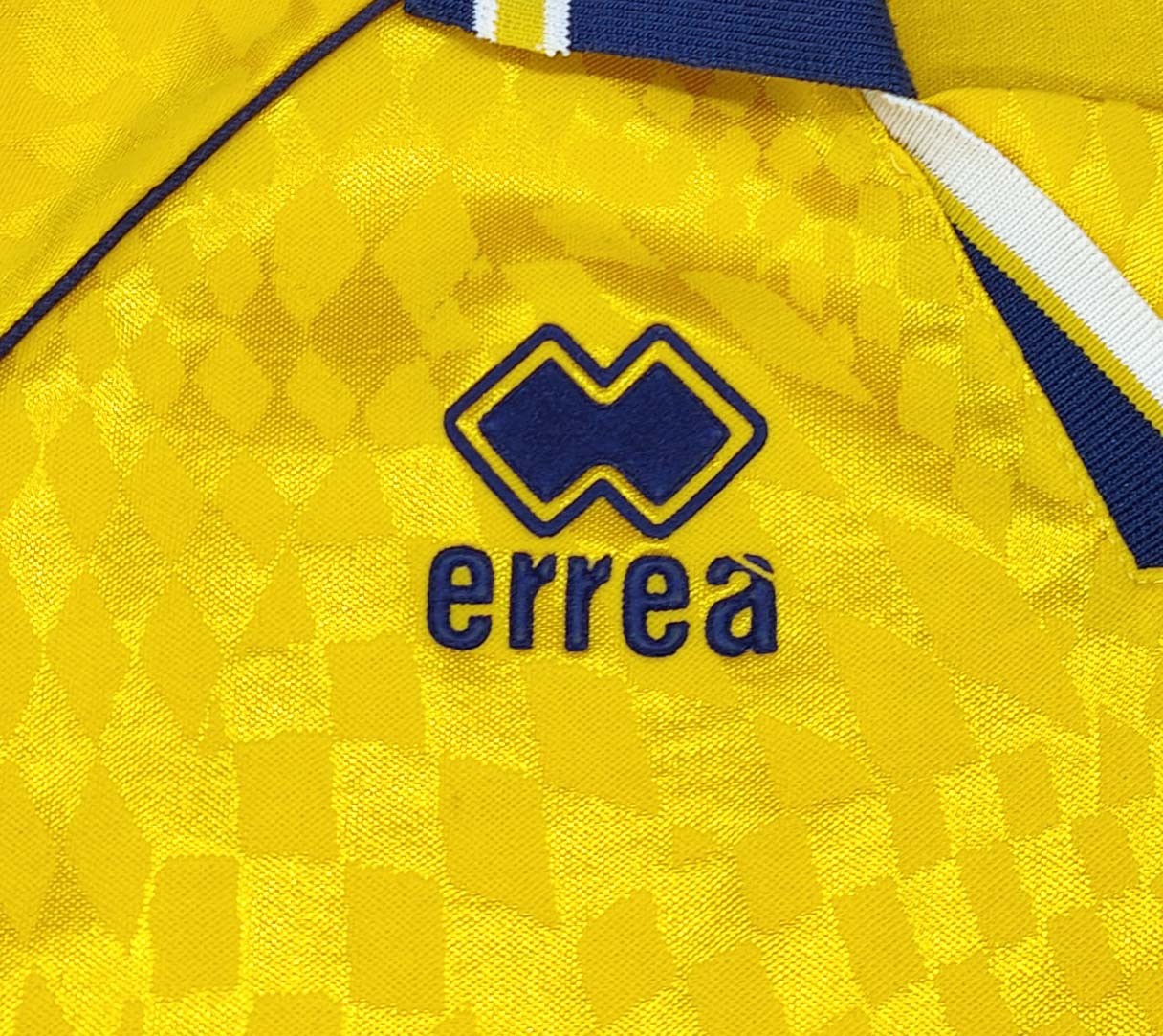 Modena FC 1997-98 Home Kit