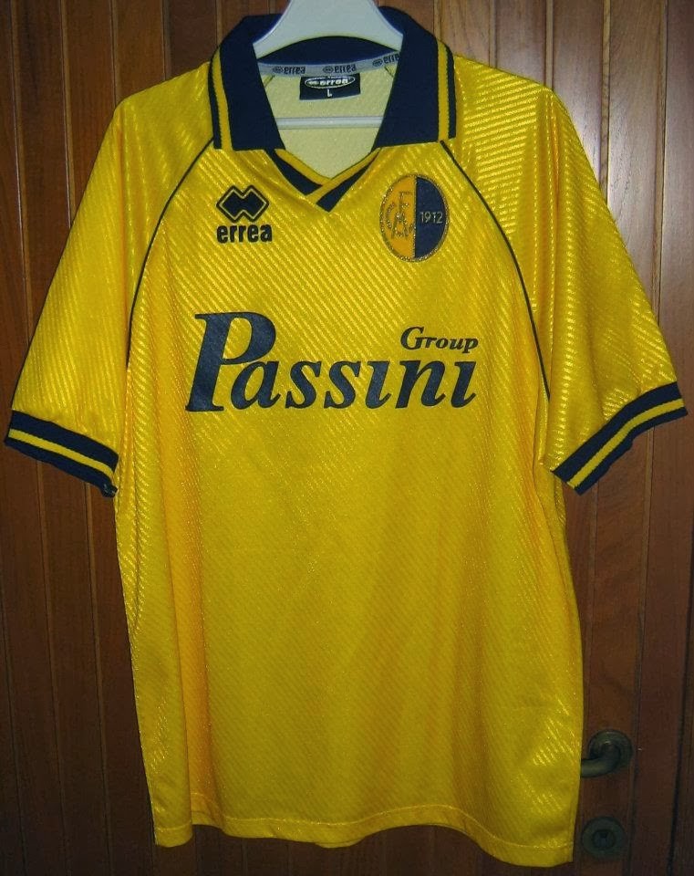 Modena FC 2000-01 Home Kit