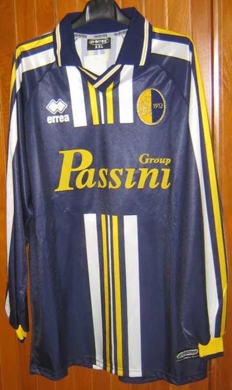 Modena FC 2000-01 Third Kit